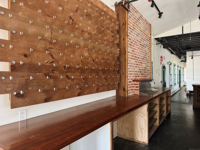 75 Main Street A, North Canaan, CT 06018