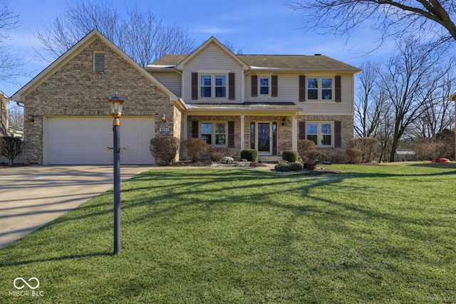 8692 Buffett Parkway, Fishers, IN 46038