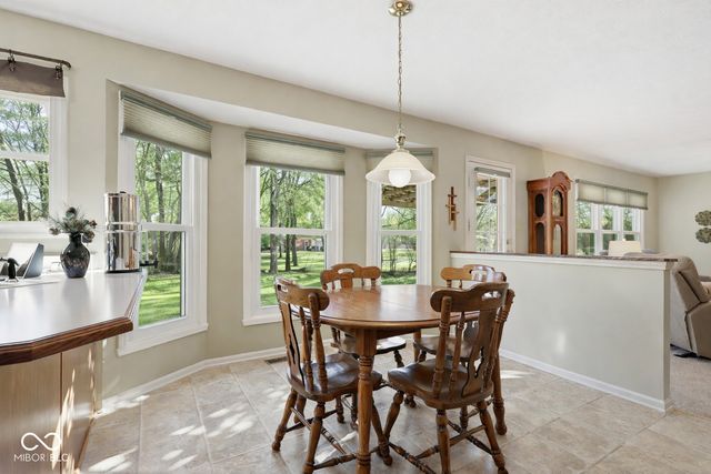 8692 Buffett Parkway, Fishers, IN 46038