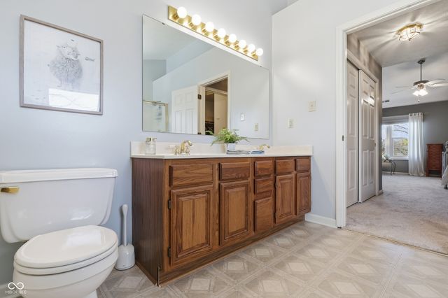 8692 Buffett Parkway, Fishers, IN 46038