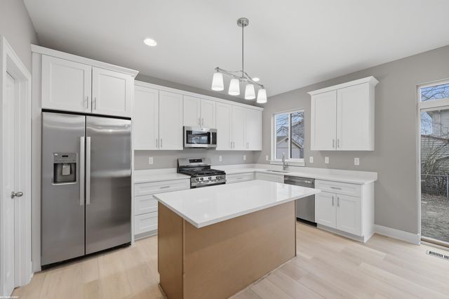 50591 Walpole Street, New Baltimore, MI 48047