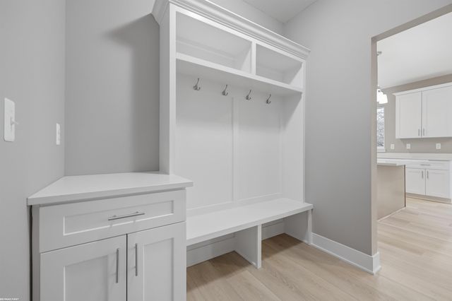 50591 Walpole Street, New Baltimore, MI 48047