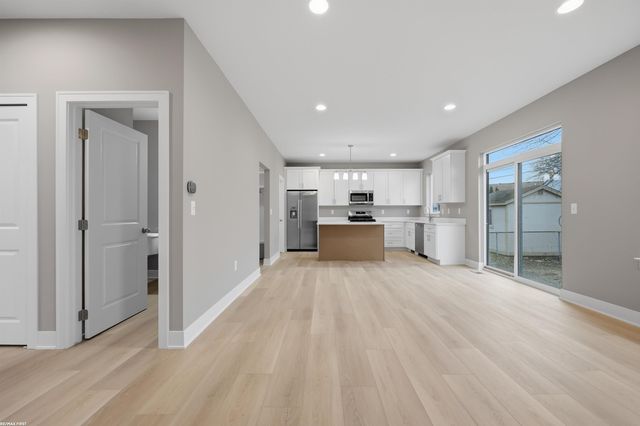 50591 Walpole Street, New Baltimore, MI 48047