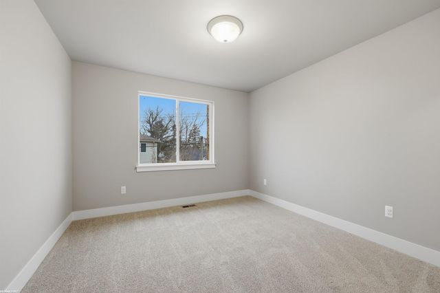 50591 Walpole Street, New Baltimore, MI 48047