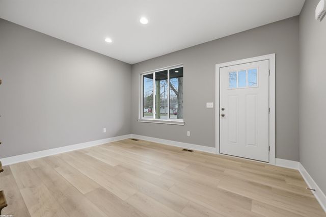 50591 Walpole Street, New Baltimore, MI 48047