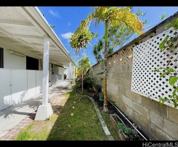 465 N Kainalu Drive 3, Kailua, HI 96734