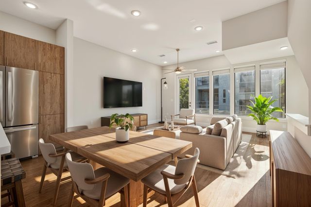 2401 Crawford Street D1C, Houston, TX 77004