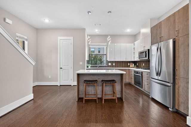 2401 Crawford Street D1C, Houston, TX 77004