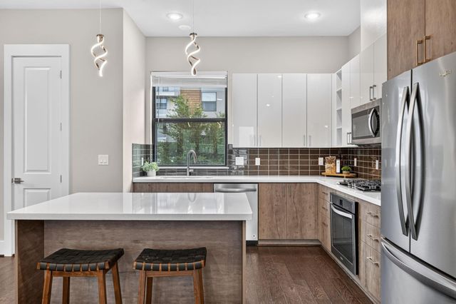 2401 Crawford Street D1C, Houston, TX 77004