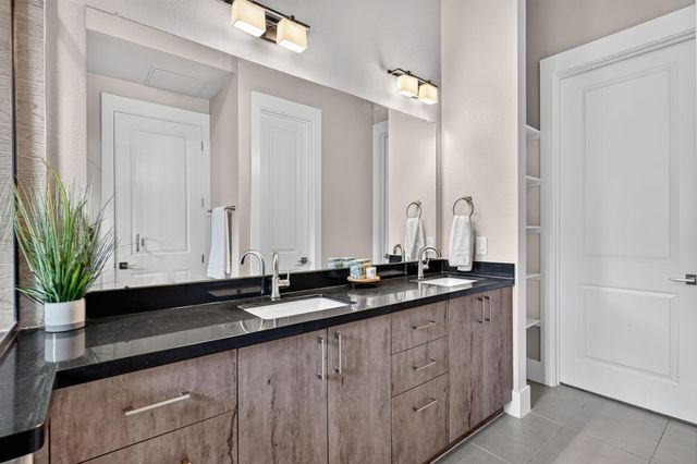 2401 Crawford Street D1C, Houston, TX 77004