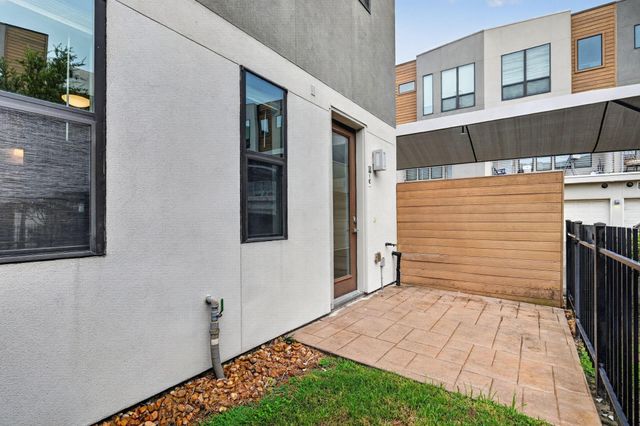 2401 Crawford Street D1C, Houston, TX 77004