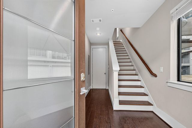 2401 Crawford Street D1C, Houston, TX 77004