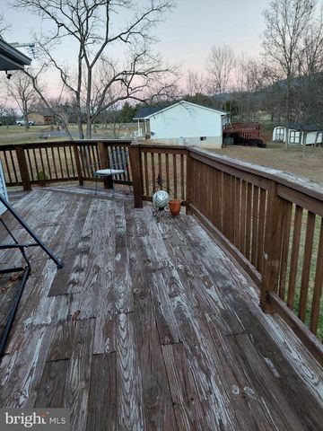 133 UPPER HAWK RIDGE, Petersburg, WV 26847