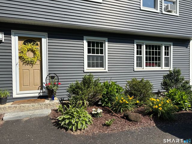 19 Botsford Hill Road, Newtown, CT 06470