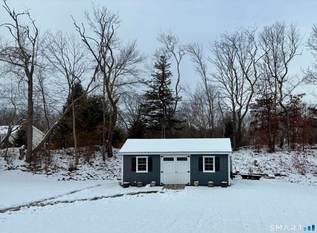 19 Botsford Hill Road, Newtown, CT 06470