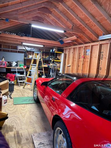 19 Botsford Hill Road, Newtown, CT 06470