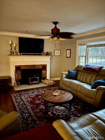 19 Botsford Hill Road, Newtown, CT 06470