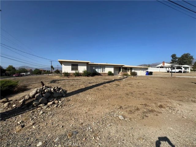 2209 E Colton, Mentone, CA 92359