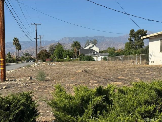 2209 E Colton, Mentone, CA 92359