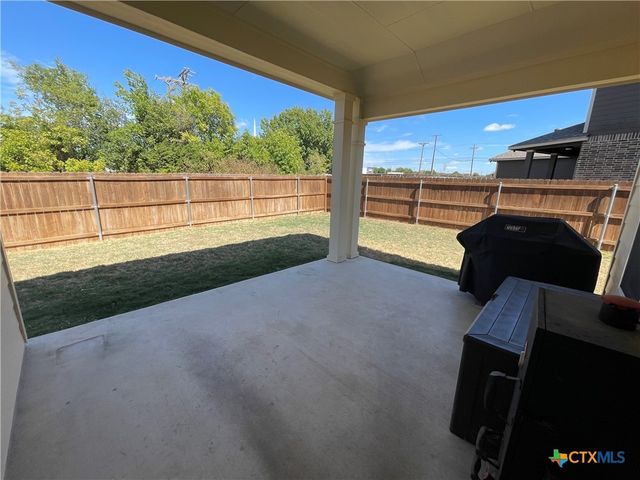 1608 Crooked Tree Dr, Temple, TX 76502