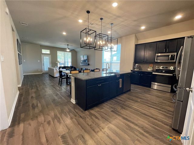 1608 Crooked Tree Dr, Temple, TX 76502