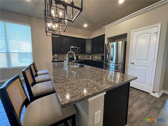 1608 Crooked Tree Dr, Temple, TX 76502