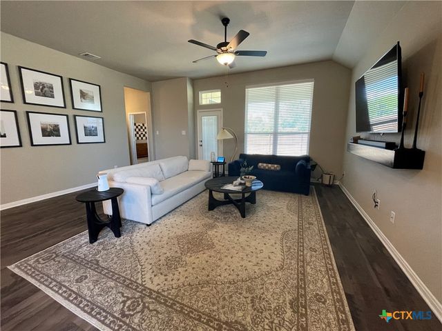 1608 Crooked Tree Dr, Temple, TX 76502