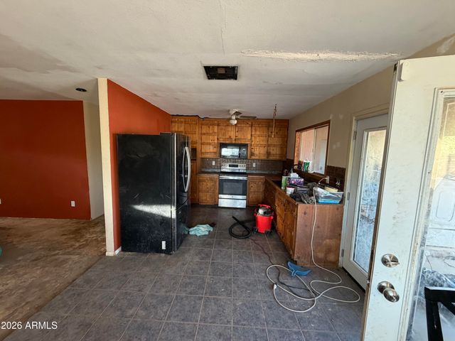 42845 N 7th Avenue, New River, AZ 85087