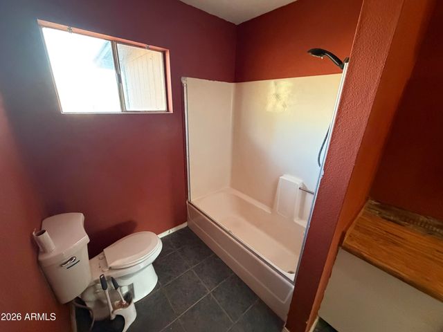42845 N 7th Avenue, New River, AZ 85087