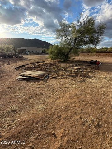 42845 N 7th Avenue, New River, AZ 85087