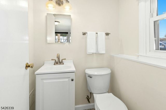 14 Yale Ter, Cranford Twp., NJ 07016