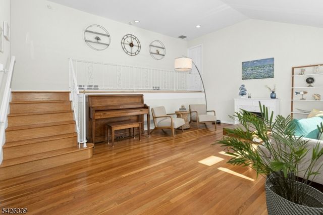 14 Yale Ter, Cranford Twp., NJ 07016