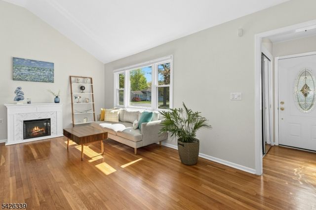 14 Yale Ter, Cranford Twp., NJ 07016