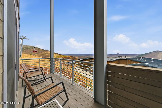 2752 High Mountain Road 1102, Park City, UT 84098