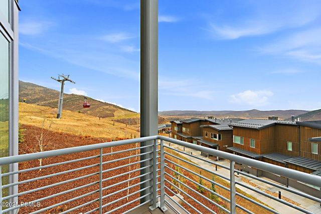 2752 High Mountain Road 1102, Park City, UT 84098