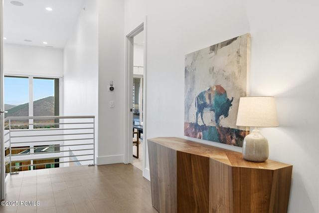 2752 High Mountain Road 1102, Park City, UT 84098