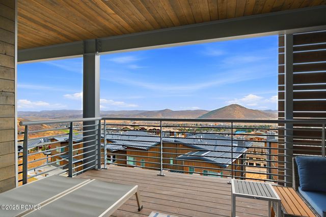 2752 High Mountain Road 1102, Park City, UT 84098