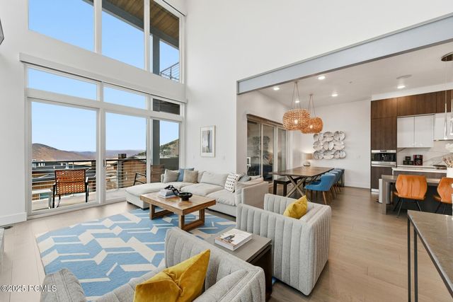 2752 High Mountain Road 1102, Park City, UT 84098