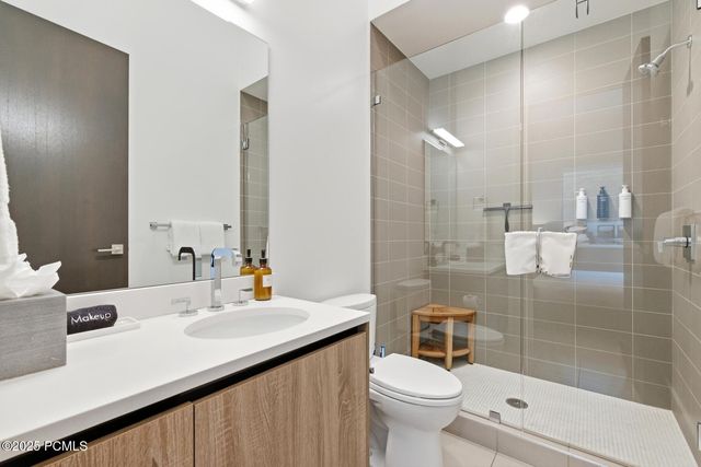 2752 High Mountain Road 1102, Park City, UT 84098