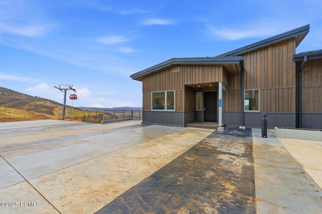 2752 High Mountain Road 1102, Park City, UT 84098