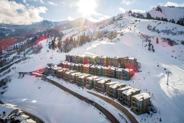 2752 High Mountain Road 1102, Park City, UT 84098