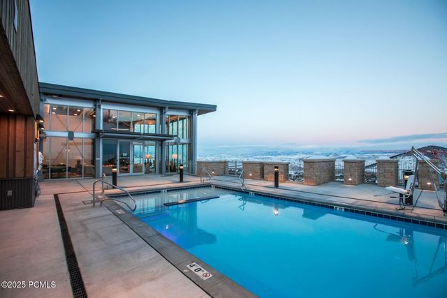 2752 High Mountain Road 1102, Park City, UT 84098