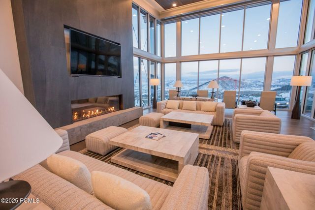 2752 High Mountain Road 1102, Park City, UT 84098