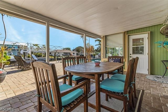 3664 Bayview AVE, St James City, FL 33956