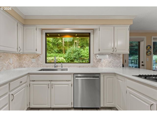 5725 Sw CALUSA Loop, Tualatin, OR 97062