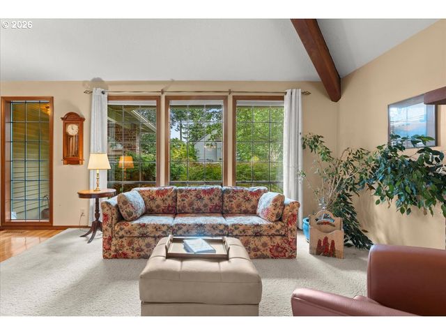 5725 Sw CALUSA Loop, Tualatin, OR 97062