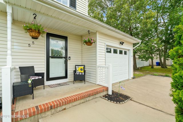 55 Cedar Drive, Brick, NJ 08723
