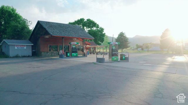 7345 E 900 S, Huntsville, UT 84317