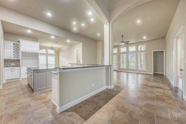 27602 Lakeway Trail Lane, Fulshear, TX 77441