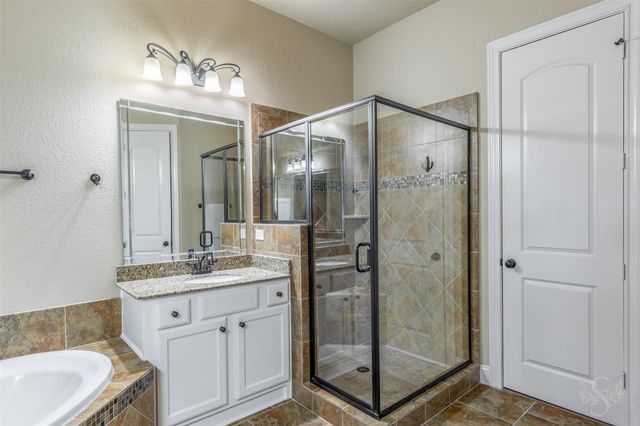 27602 Lakeway Trail Lane, Fulshear, TX 77441